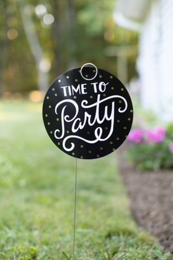 time to party sign